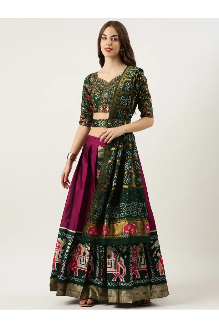 దక్షిణ భారత పండుగ సాంప్రదాయ హాఫ్ చీర (ప్రేక్షు)