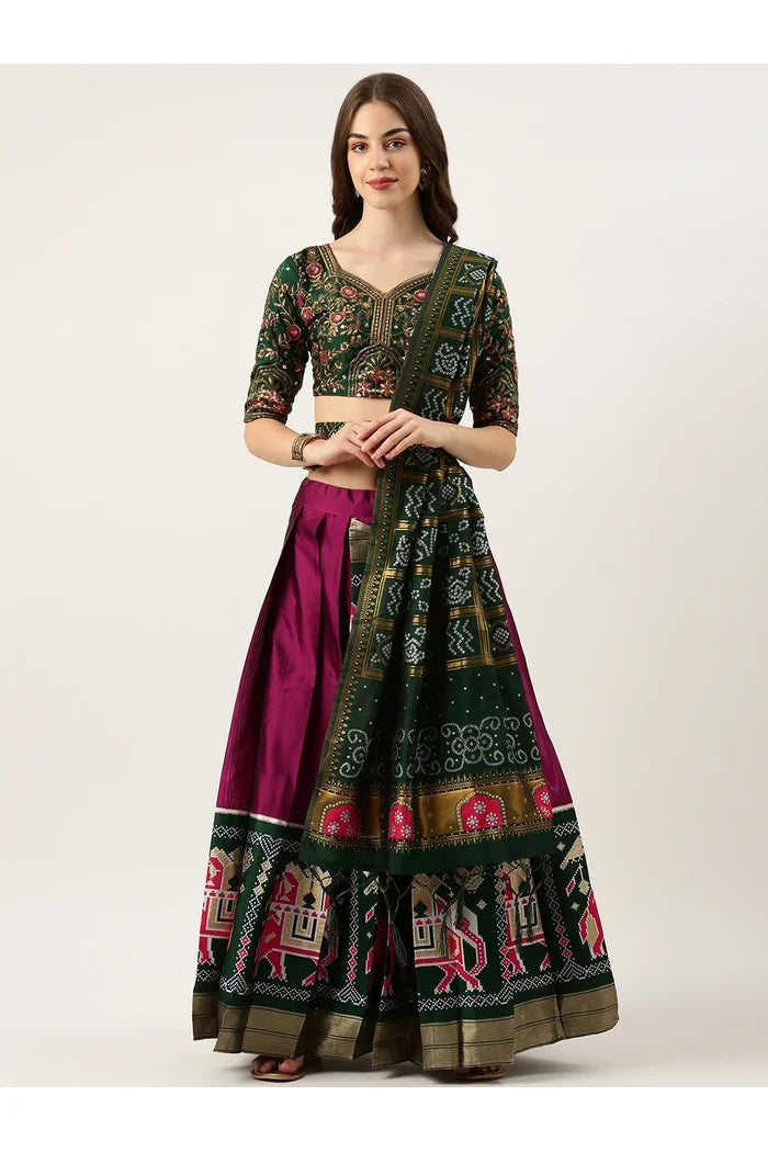 దక్షిణ భారత పండుగ సాంప్రదాయ హాఫ్ చీర (ప్రేక్షు)