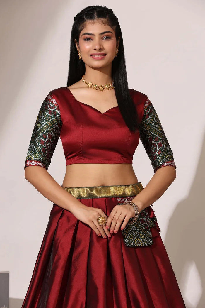 దక్షిణ భారత పండుగ సాంప్రదాయ హాఫ్ చీర (ఛవి)