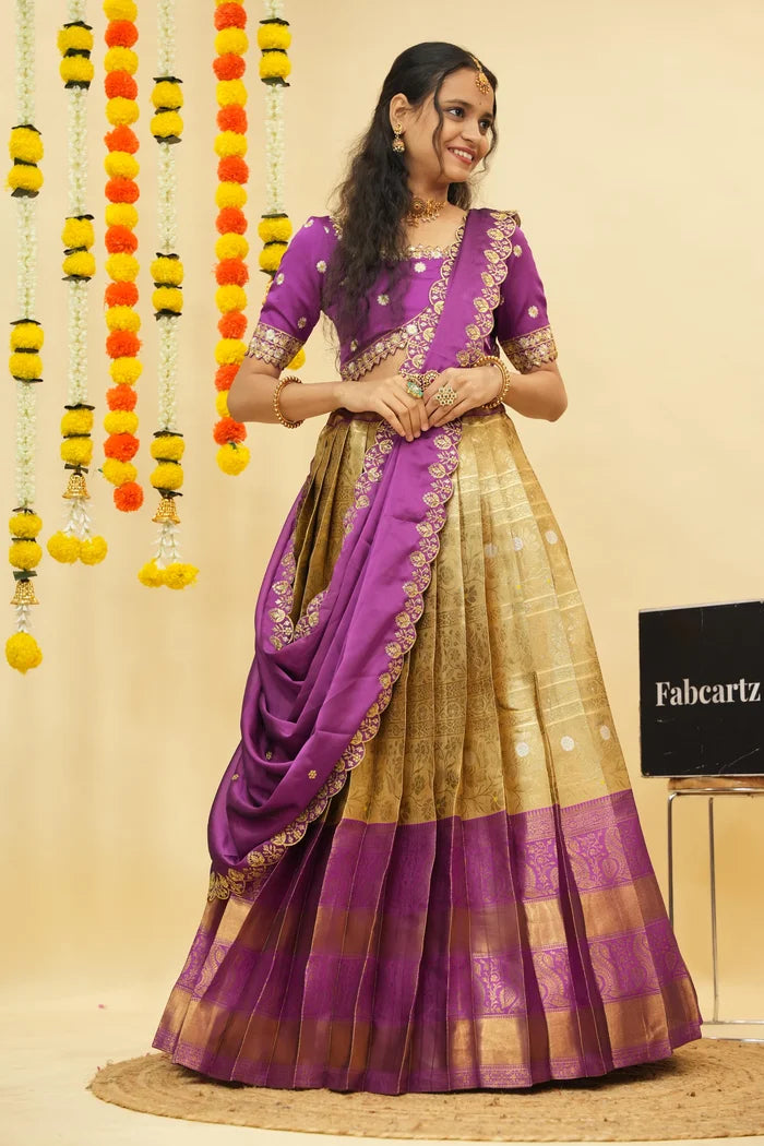 దక్షిణ భారత పండుగ సాంప్రదాయ హాఫ్ చీర (ఛవి)