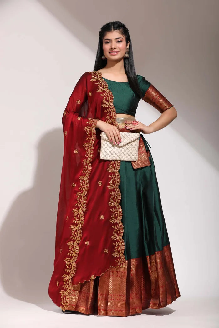 దక్షిణ భారత పండుగ సాంప్రదాయ హాఫ్ చీర(పటోలా)