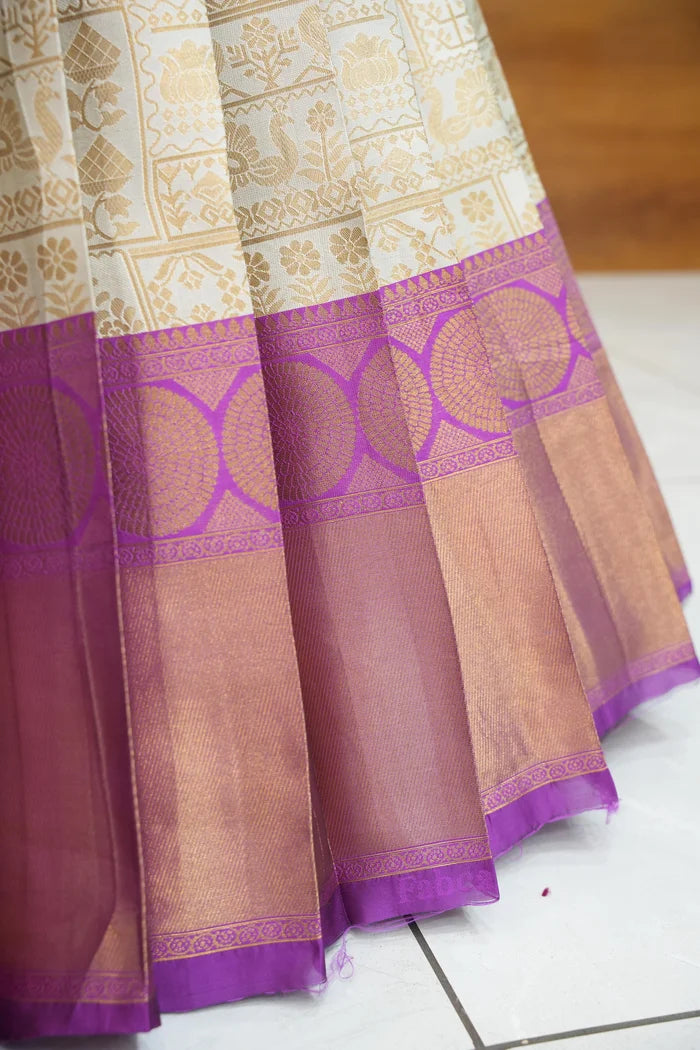 దక్షిణ భారత పండుగ సాంప్రదాయ హాఫ్ చీర (ఛవి)