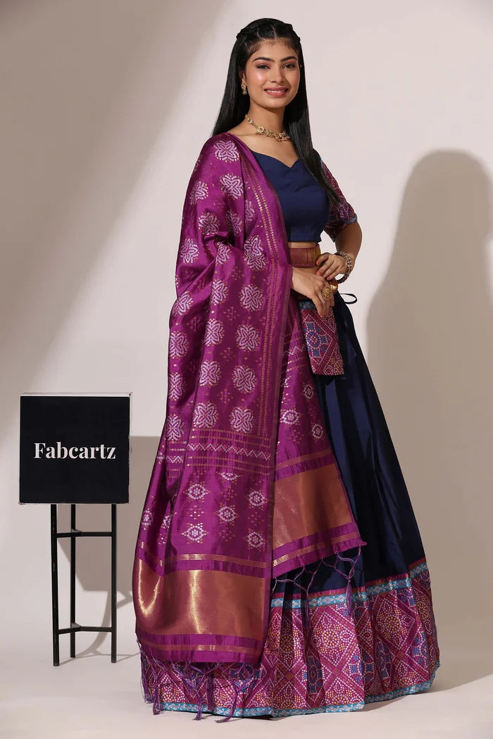 దక్షిణ భారత పండుగ సాంప్రదాయ హాఫ్ చీర (ఛవి)