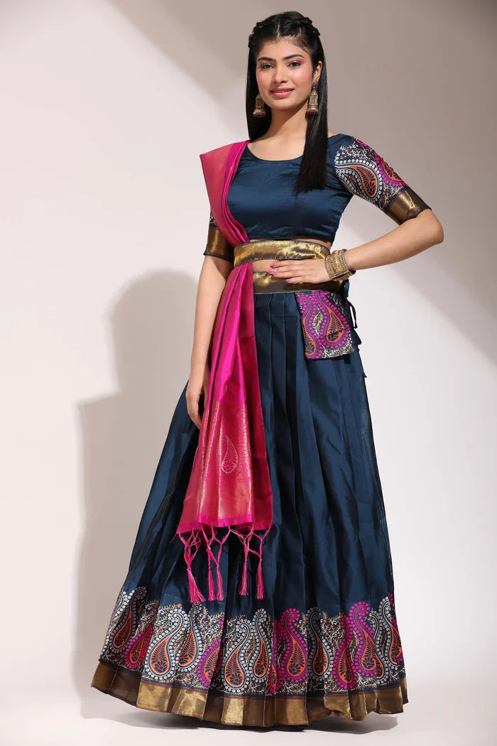 దక్షిణ భారత పండుగ సాంప్రదాయ హాఫ్ చీర(పటోలా)