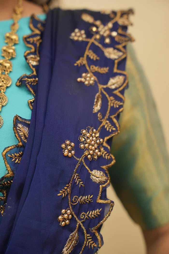 దక్షిణ భారత పండుగ సాంప్రదాయ హాఫ్ చీర (ఛవి)