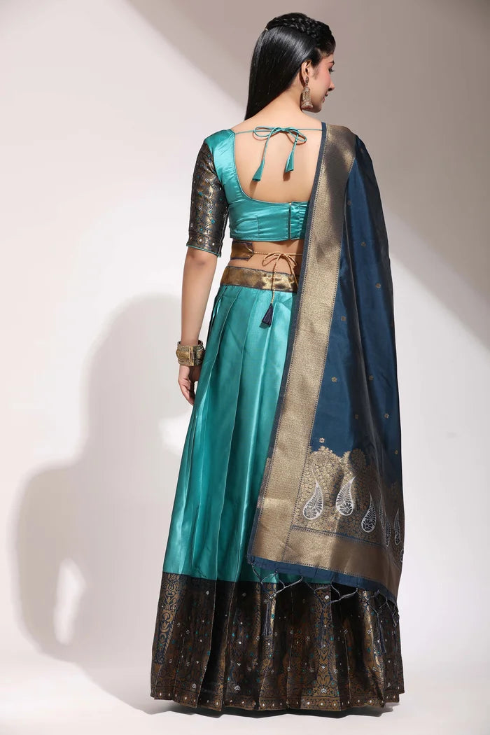 దక్షిణ భారత పండుగ సాంప్రదాయ హాఫ్ చీర(పటోలా)