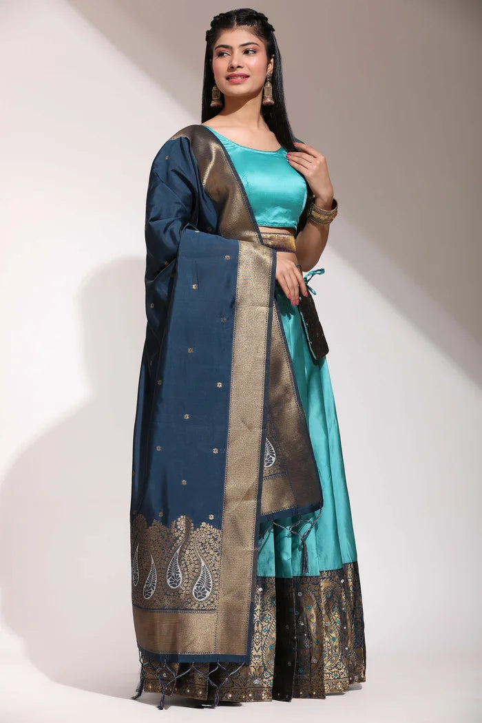 దక్షిణ భారత పండుగ సాంప్రదాయ హాఫ్ చీర(పటోలా)