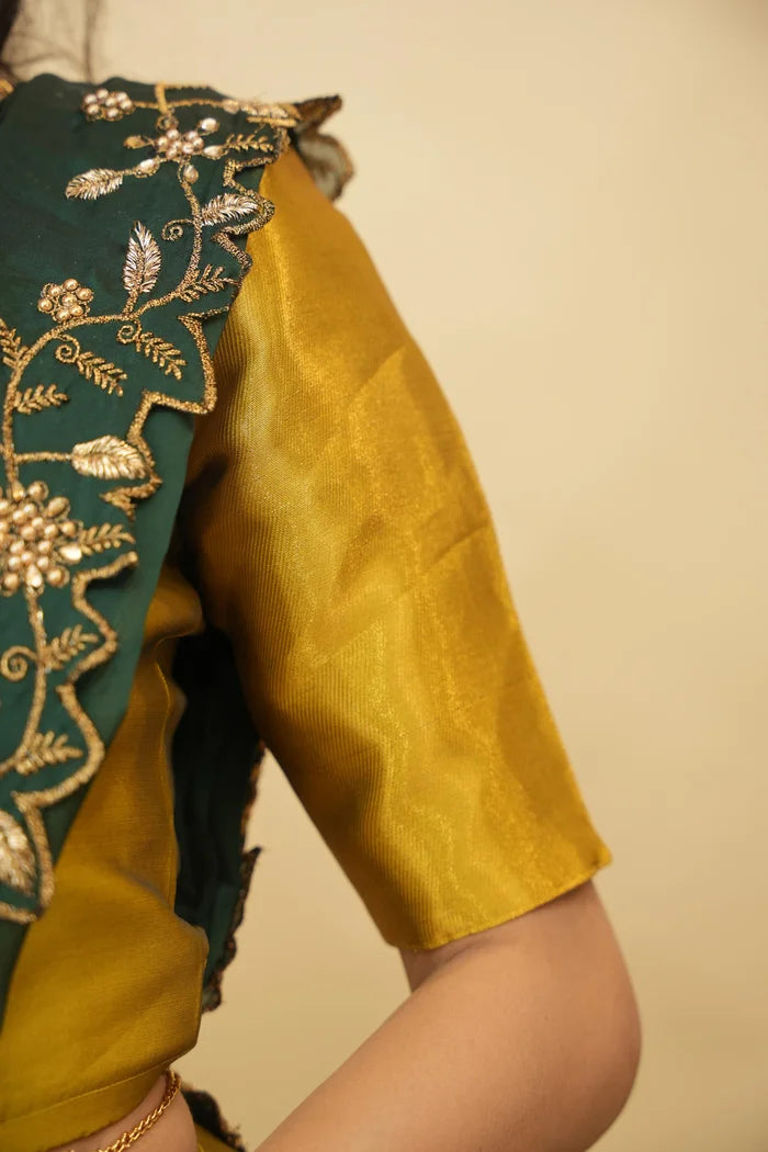 దక్షిణ భారత పండుగ సాంప్రదాయ హాఫ్ చీర (ఛవి)