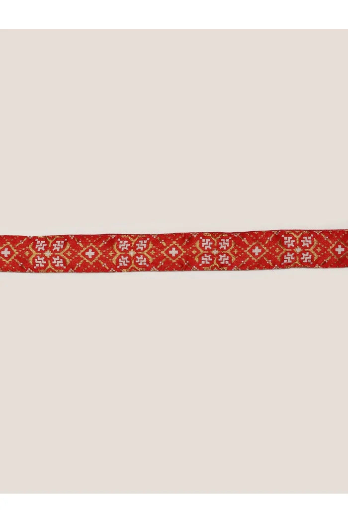 దక్షిణ భారత పండుగ సాంప్రదాయ హాఫ్ చీర (ప్రేక్షు)