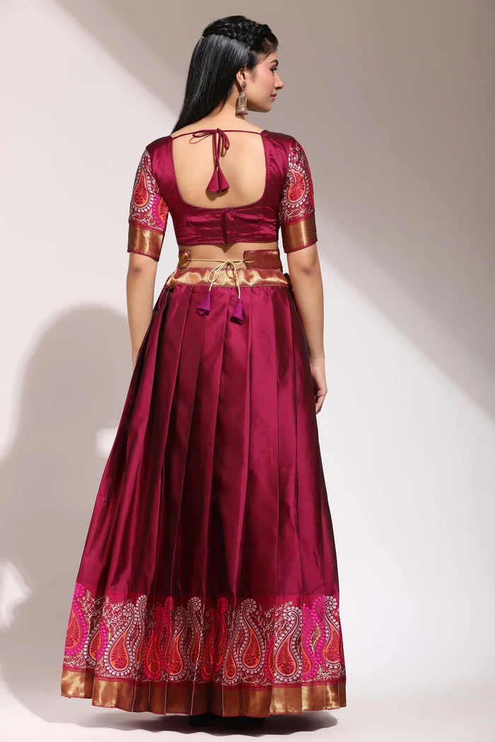 దక్షిణ భారత పండుగ సాంప్రదాయ హాఫ్ చీర(పటోలా)