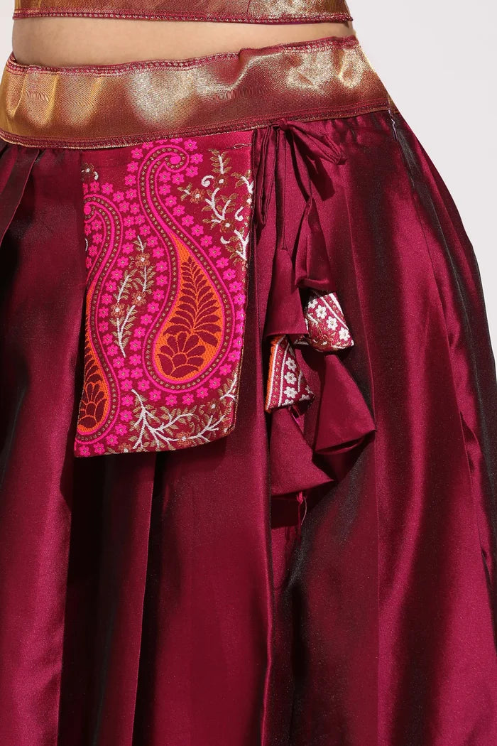 దక్షిణ భారత పండుగ సాంప్రదాయ హాఫ్ చీర(పటోలా)