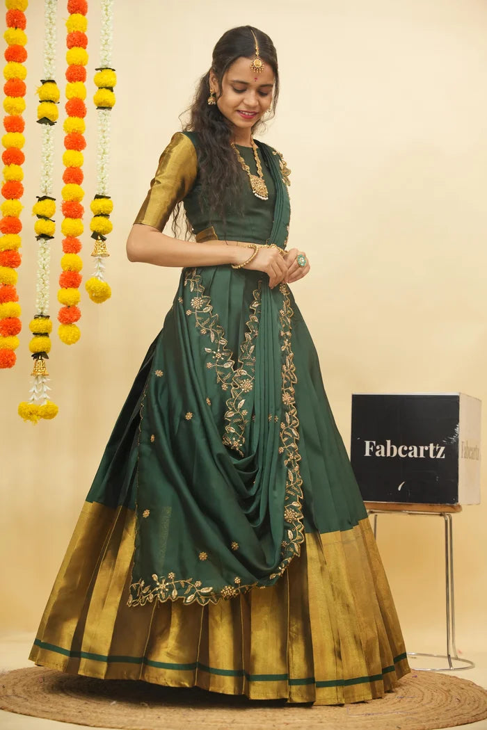 దక్షిణ భారత పండుగ సాంప్రదాయ హాఫ్ చీర (ఛవి)