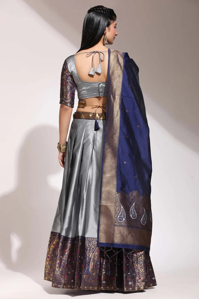 దక్షిణ భారత పండుగ సాంప్రదాయ హాఫ్ చీర(పటోలా)