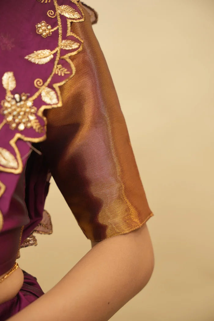 దక్షిణ భారత పండుగ సాంప్రదాయ హాఫ్ చీర (ఛవి)