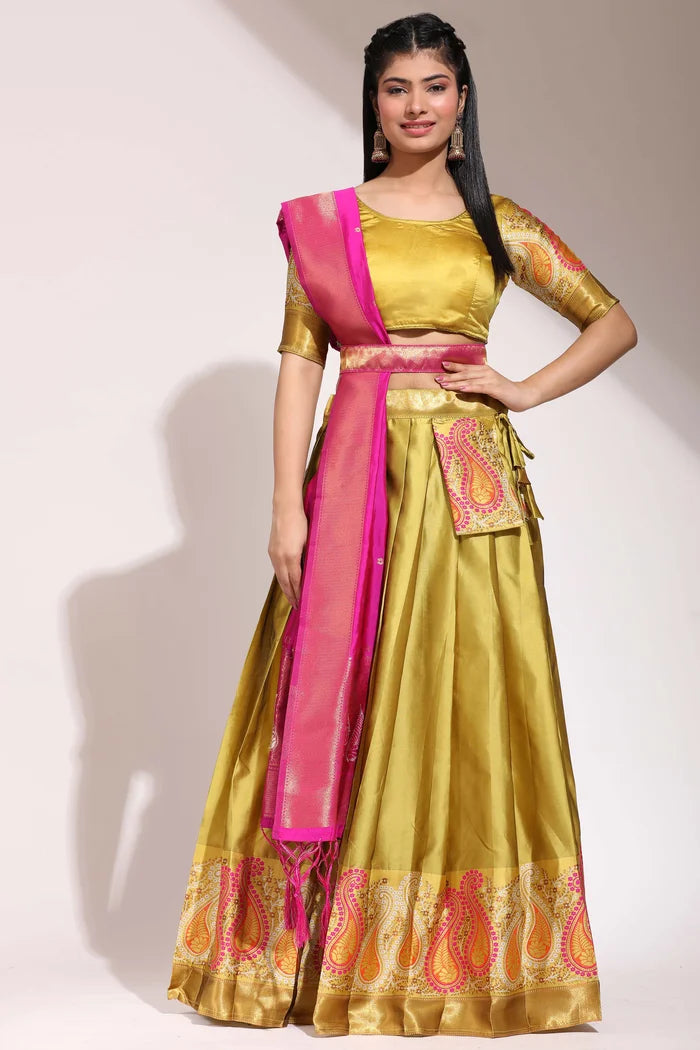 దక్షిణ భారత పండుగ సాంప్రదాయ హాఫ్ చీర(పటోలా)