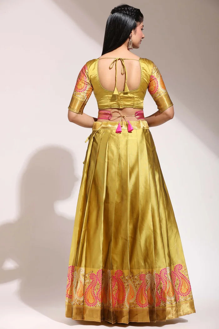 దక్షిణ భారత పండుగ సాంప్రదాయ హాఫ్ చీర(పటోలా)