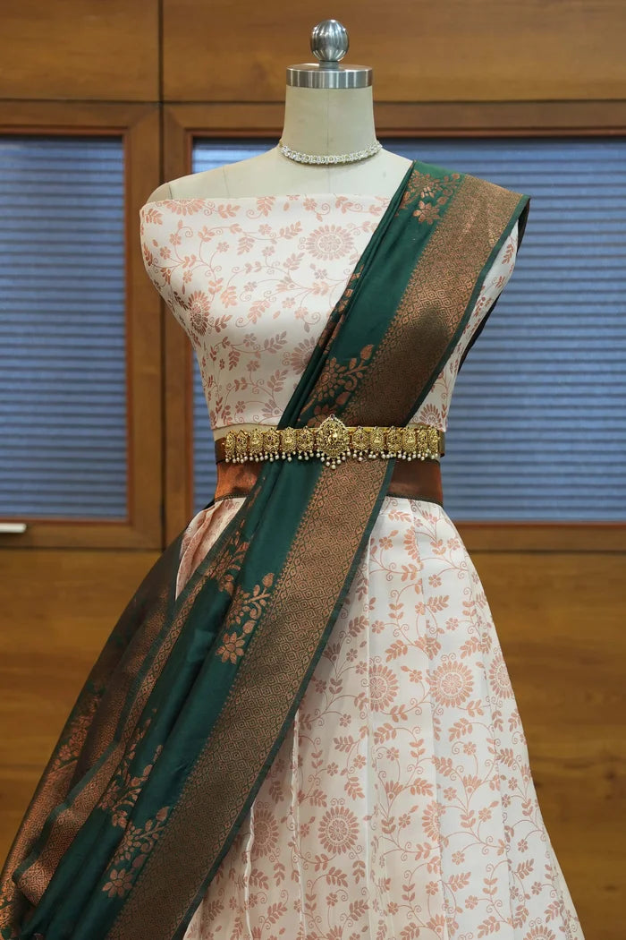 దక్షిణ భారత పండుగ సాంప్రదాయ హాఫ్ చీర (ఛవి)