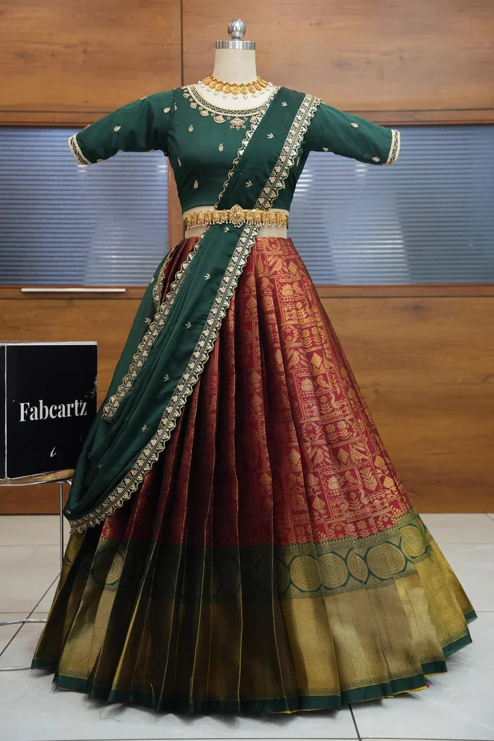 దక్షిణ భారత పండుగ సాంప్రదాయ హాఫ్ చీర (ఛవి)