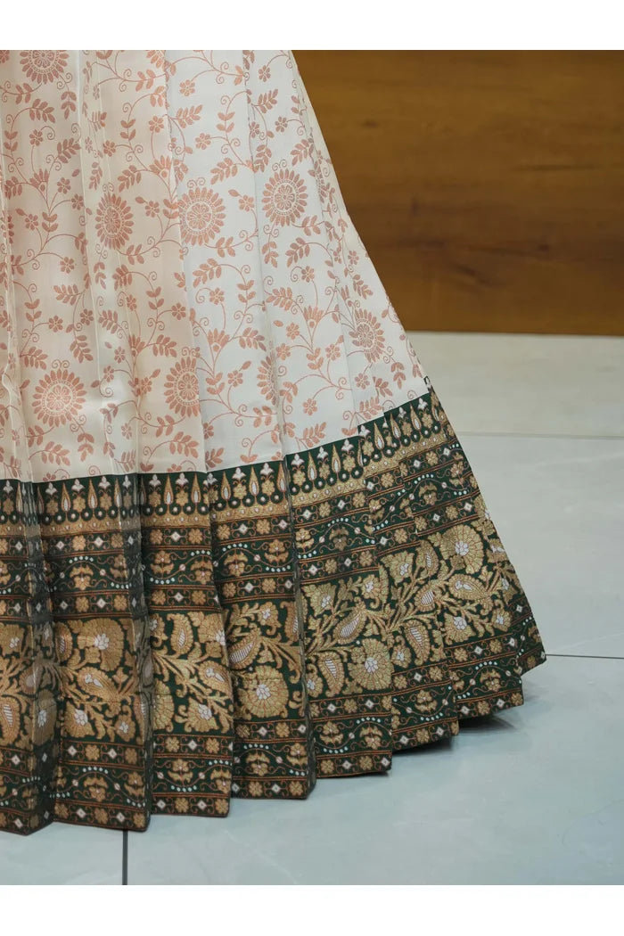 దక్షిణ భారత పండుగ సాంప్రదాయ హాఫ్ చీర (ఛవి)