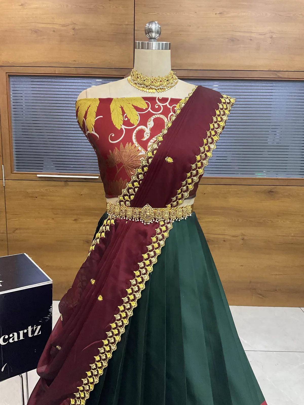 (HansRango) South Indian Festival Traditional Half Saree with Embroidered Blouse & Dupatta