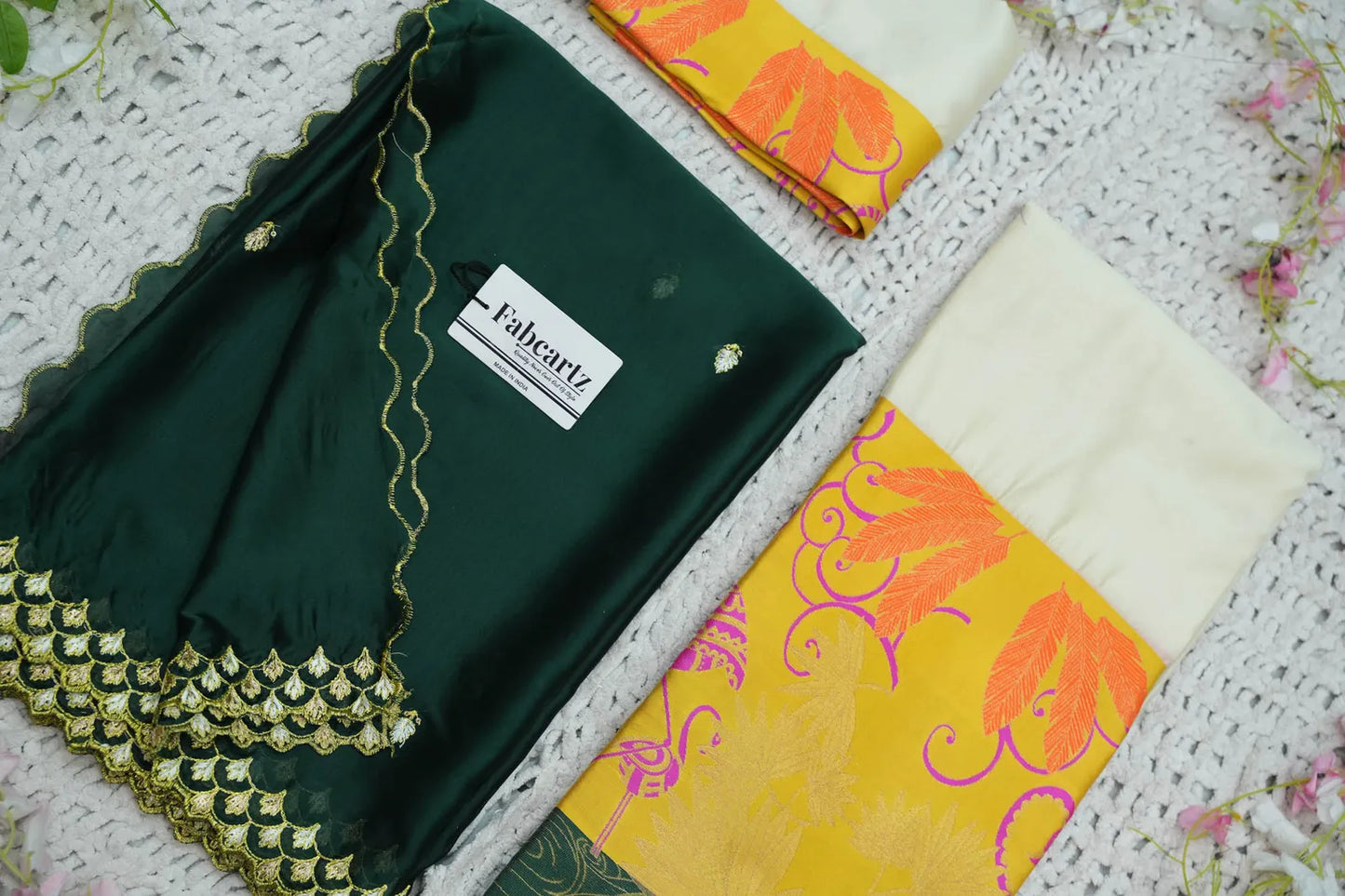 (HansRango) South Indian Festival Traditional Half Saree with Embroidered Blouse & Dupatta