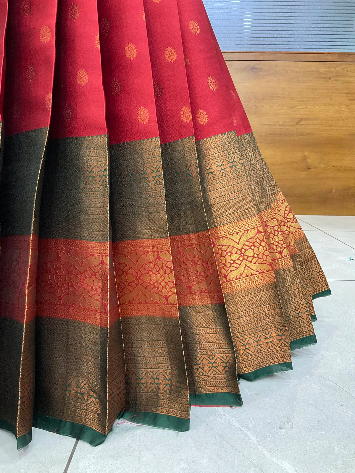 (Wrong Kantara) Beautifull South Indian Half Saree for women