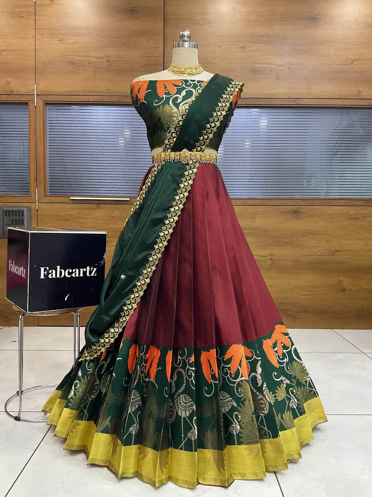 (HansRango) South Indian Festival Traditional Half Saree with Embroidered Blouse & Dupatta