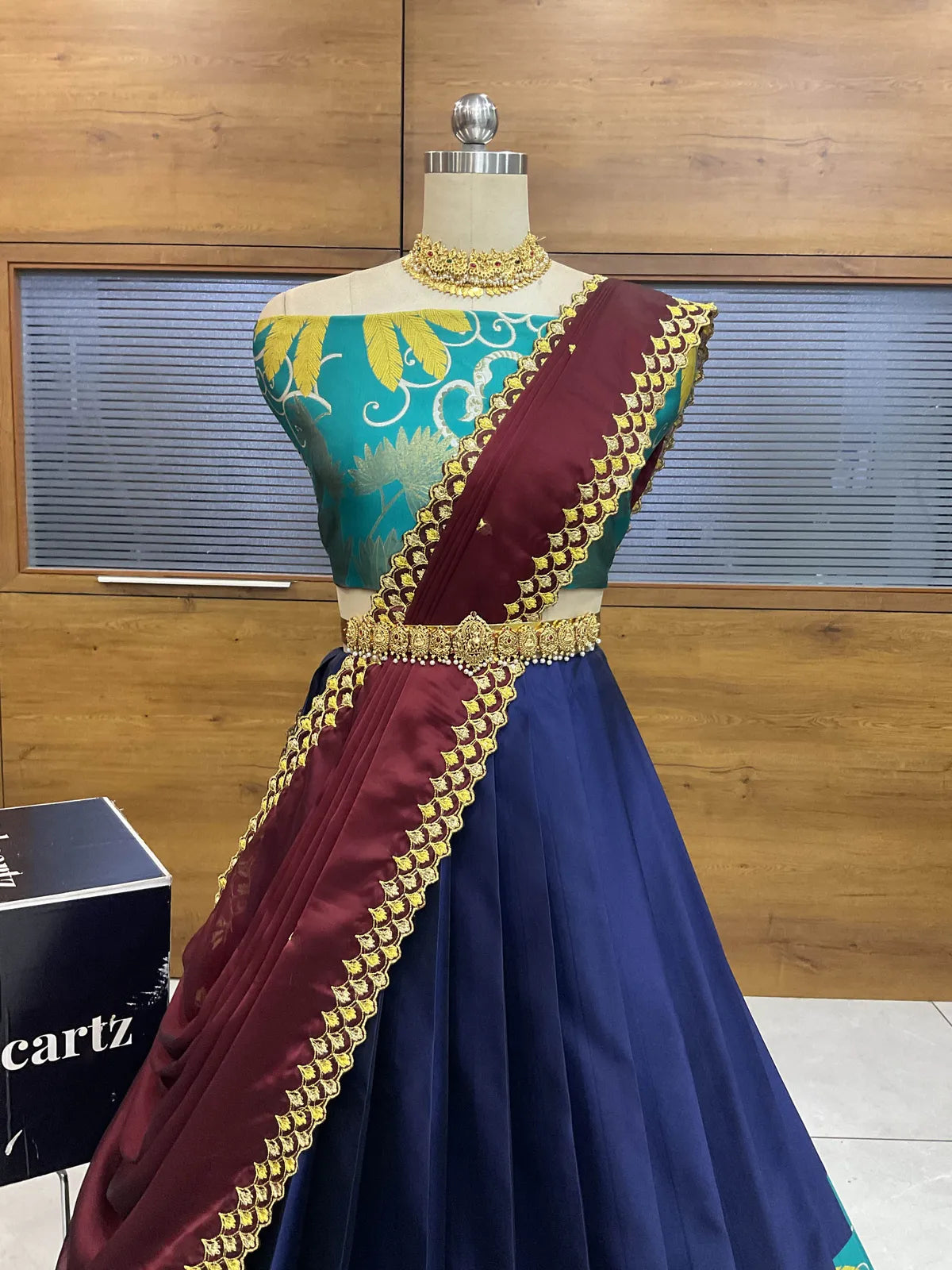 (HansRango) South Indian Festival Traditional Half Saree with Embroidered Blouse & Dupatta