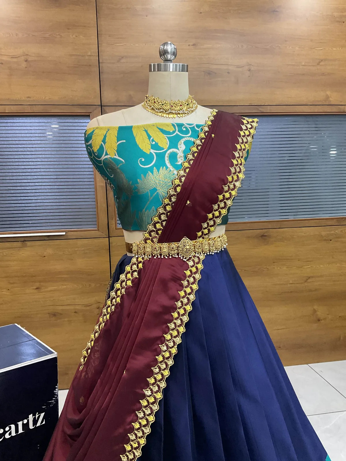 (HansRango) South Indian Festival Traditional Half Saree with Embroidered Blouse & Dupatta