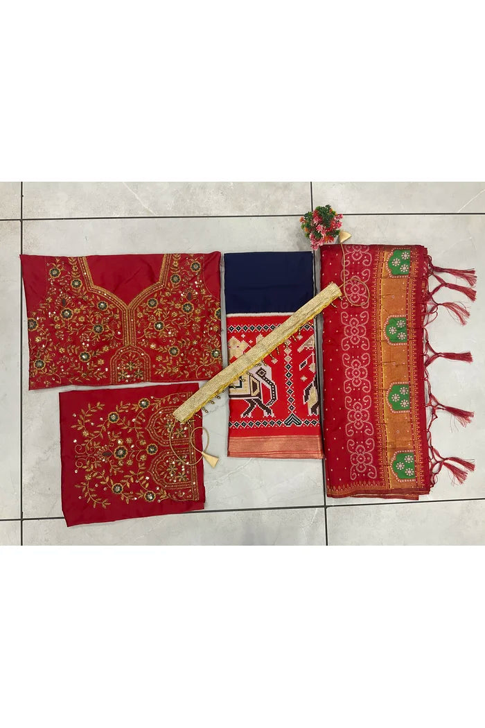 దక్షిణ భారత పండుగ సాంప్రదాయ హాఫ్ చీర (ప్రేక్షు)