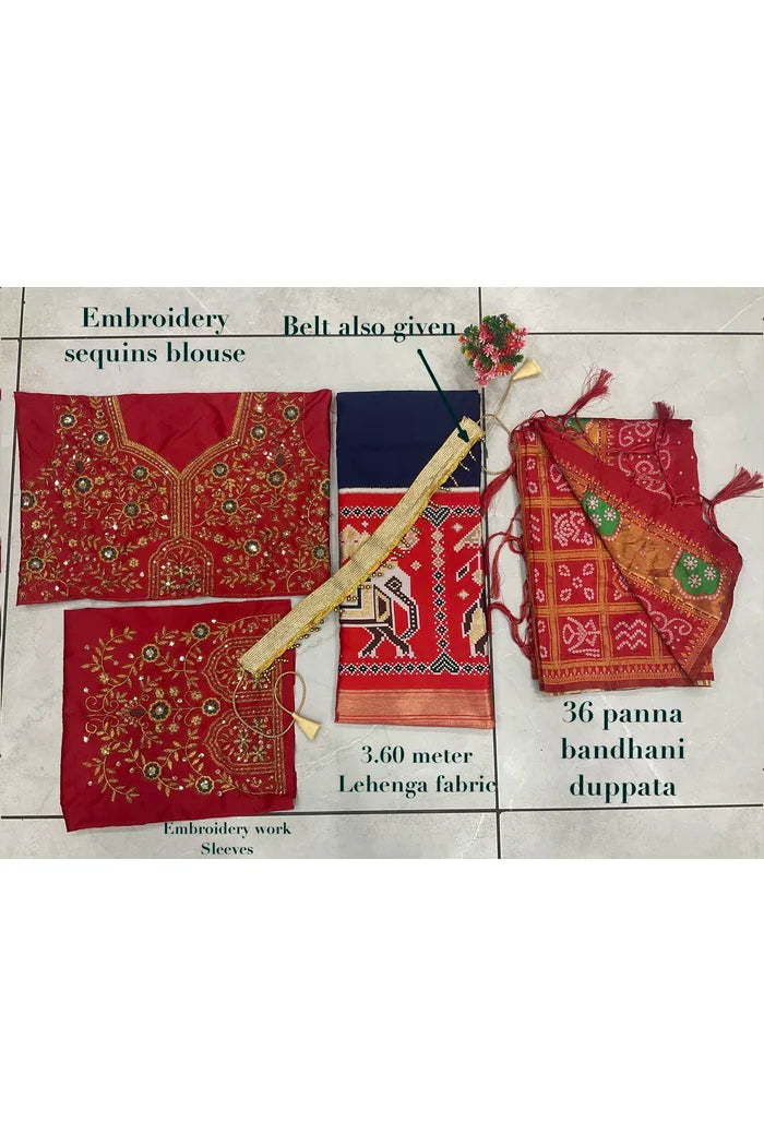 దక్షిణ భారత పండుగ సాంప్రదాయ హాఫ్ చీర (ప్రేక్షు)