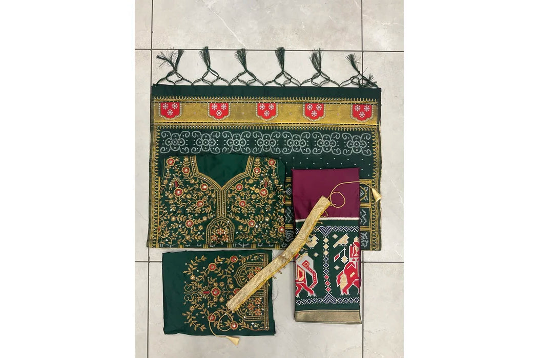 దక్షిణ భారత పండుగ సాంప్రదాయ హాఫ్ చీర (ప్రేక్షు)