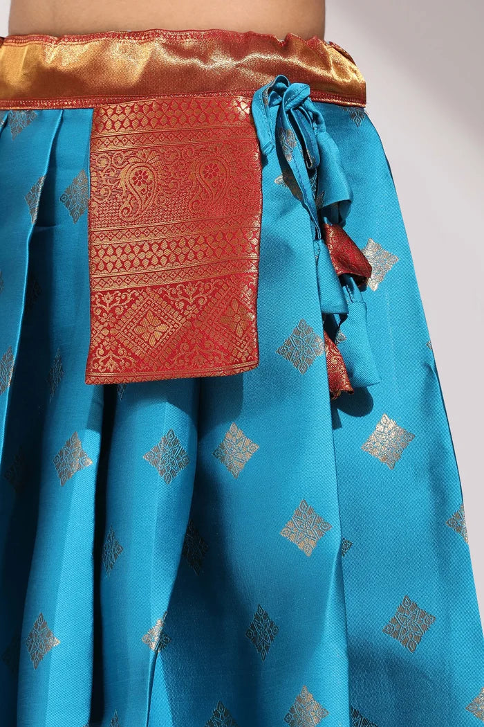 South Indian Festival Traditional Half Saree (VedPattu)