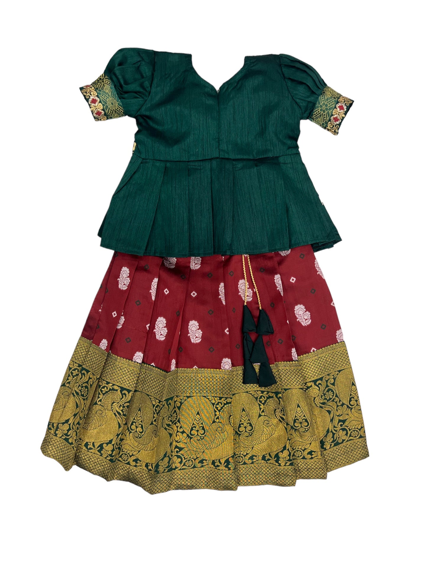 π Kids Traditional South Indian Half Saree: Embrace Rich Heritage with Elegance and Comfort! π§π