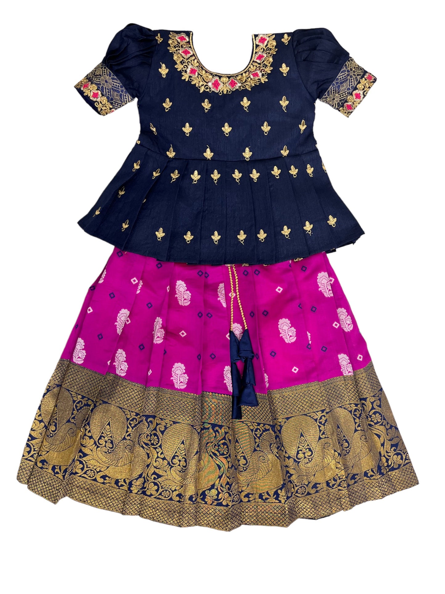π Kids Traditional South Indian Half Saree: Embrace Rich Heritage with Elegance and Comfort! π§π