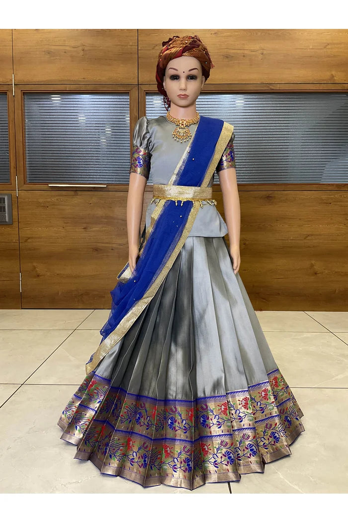 సౌత్ ఇండియన్ ఫెస్టివల్ సాంప్రదాయ హాఫ్ చీర (కమల్పట్టు కిడ్స్)
