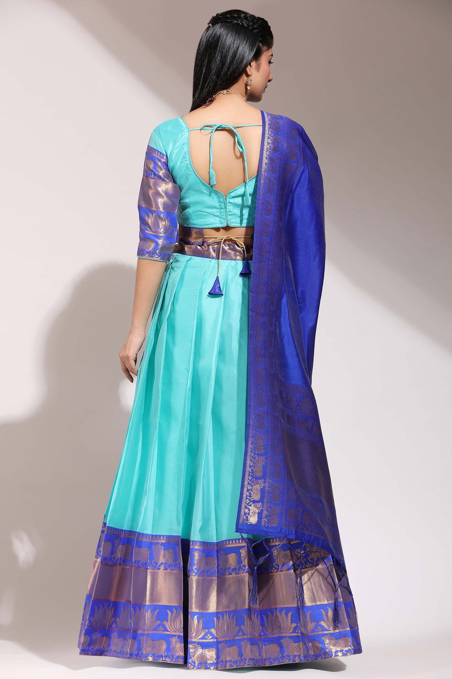 Captivating South Indian Festival Traditional Half Saree (Unstitched) : Embrace Timeless Elegance! 💃✨