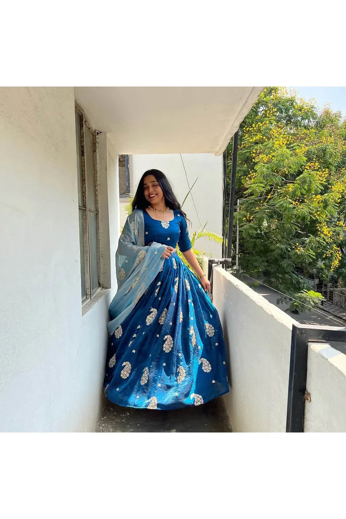 Tanshi South Indian Festival Traditional Half Saree