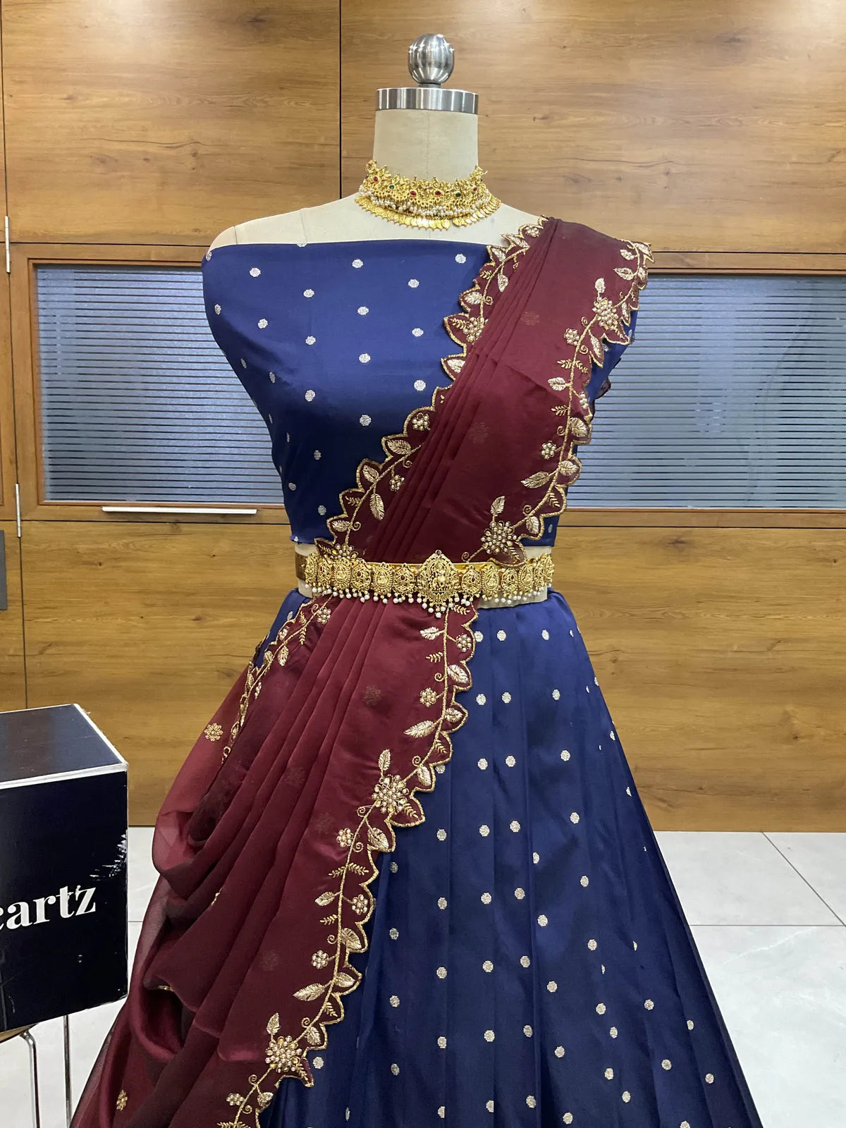 ButtiRango/Aroli South Indian Festival Traditional Half Saree with Blouse & Embroidered Dupatta