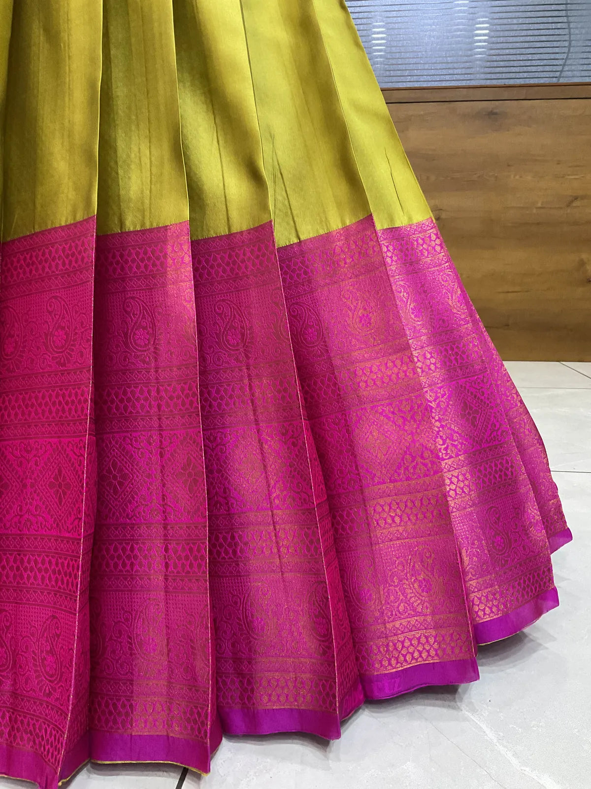 ButtiRango/Aroli South Indian Festival Traditional Half Saree with Blouse & Embroidered Dupatta