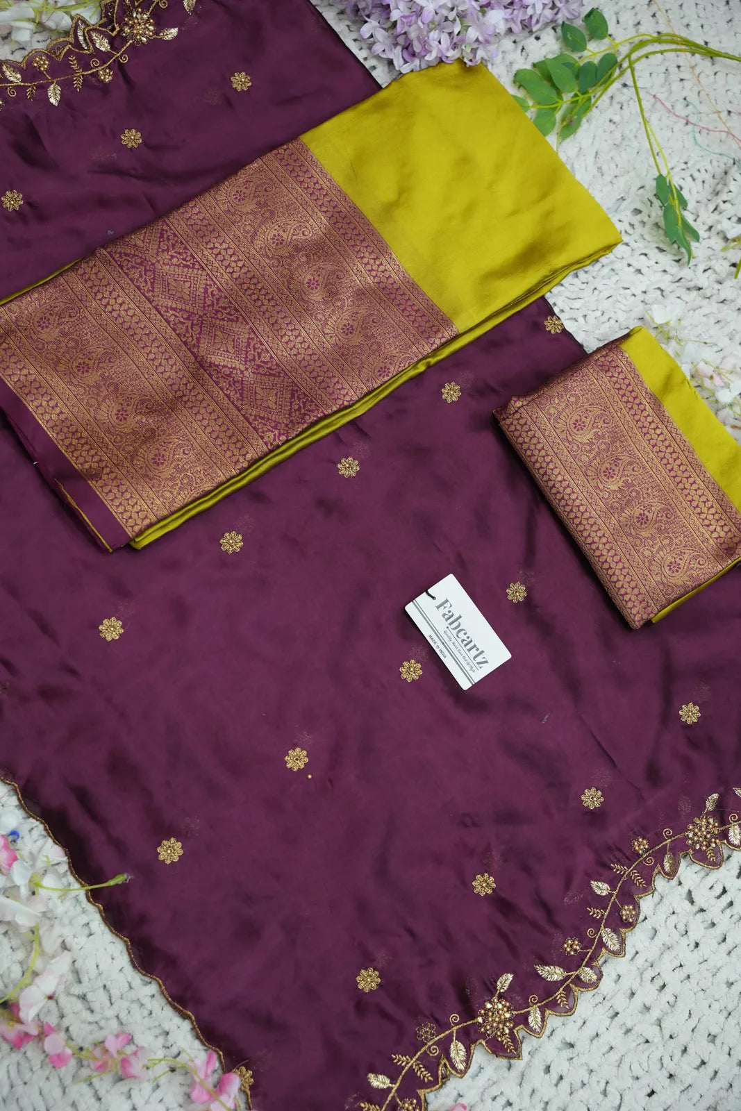 ButtiRango/Aroli South Indian Festival Traditional Half Saree with Blouse & Embroidered Dupatta