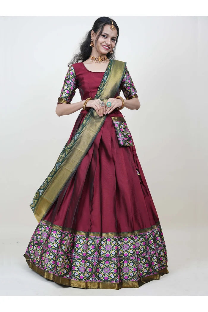 South Indian Festival Traditional Half Saree (GolGolPAttu)