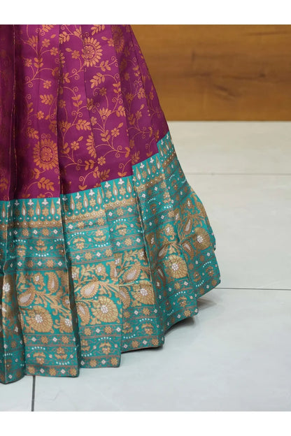 దక్షిణ భారత పండుగ సాంప్రదాయ హాఫ్ చీర (ఛవి) 