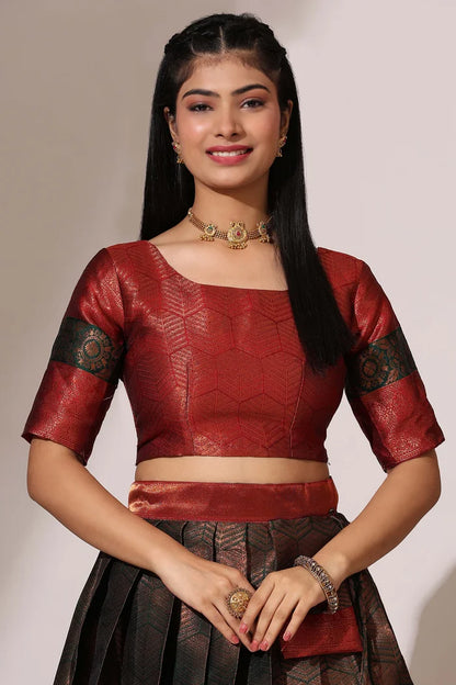 దక్షిణ భారత పండుగ సాంప్రదాయ హాఫ్ చీర (ఛవి) 