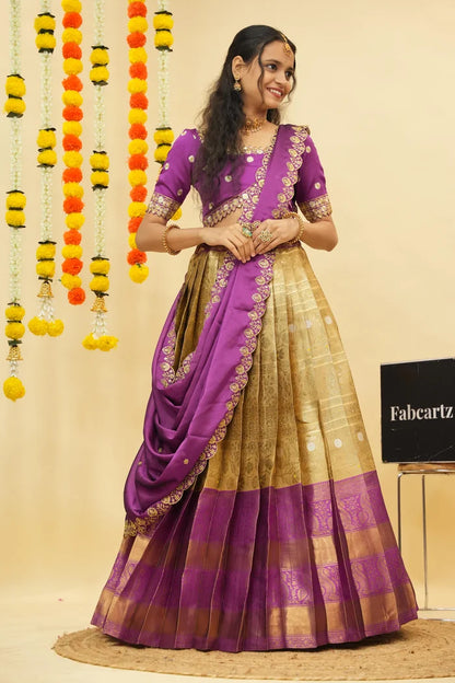 దక్షిణ భారత పండుగ సాంప్రదాయ హాఫ్ చీర (ఛవి) 
