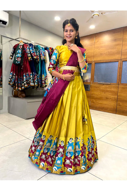 దక్షిణ భారత పండుగ సాంప్రదాయ హాఫ్ చీర(ధంగ్లీ)