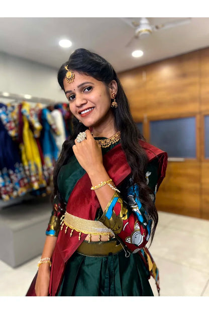దక్షిణ భారత పండుగ సాంప్రదాయ హాఫ్ చీర(ధంగ్లీ)