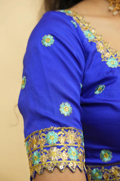 దక్షిణ భారత పండుగ సాంప్రదాయ హాఫ్ చీర (ఛవి) 