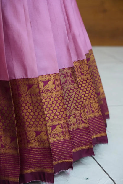 దక్షిణ భారత పండుగ సాంప్రదాయ హాఫ్ చీర (ఛవి) 