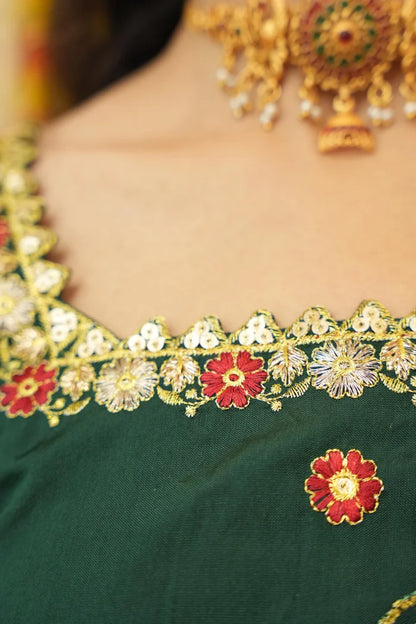 దక్షిణ భారత పండుగ సాంప్రదాయ హాఫ్ చీర (ఛవి) 